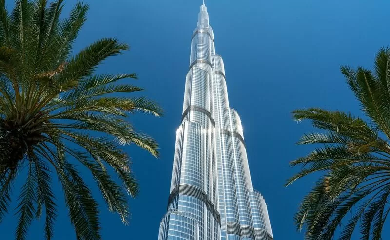 Burj Khalifa, World's Tallest Building in Dubai, UAE