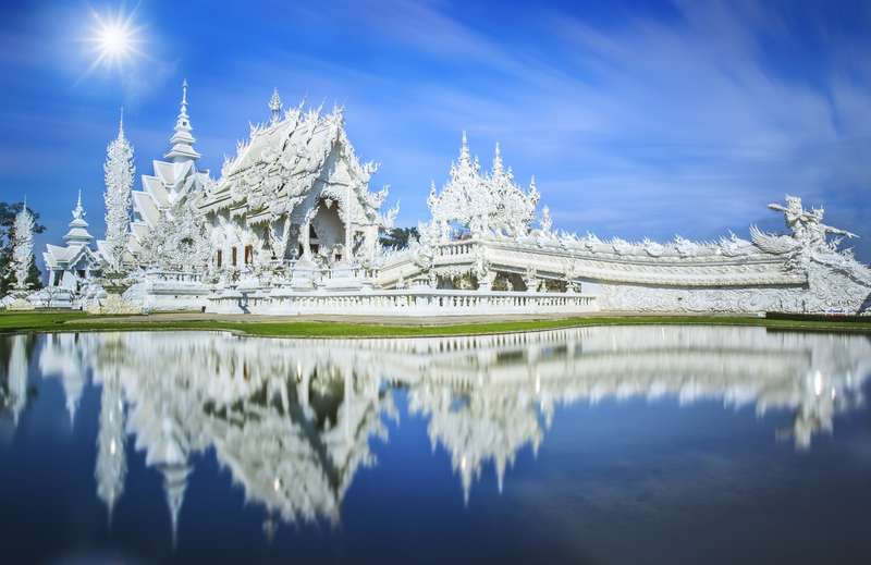 Ethereal White Temple: Thailand's Serene Rong Khun