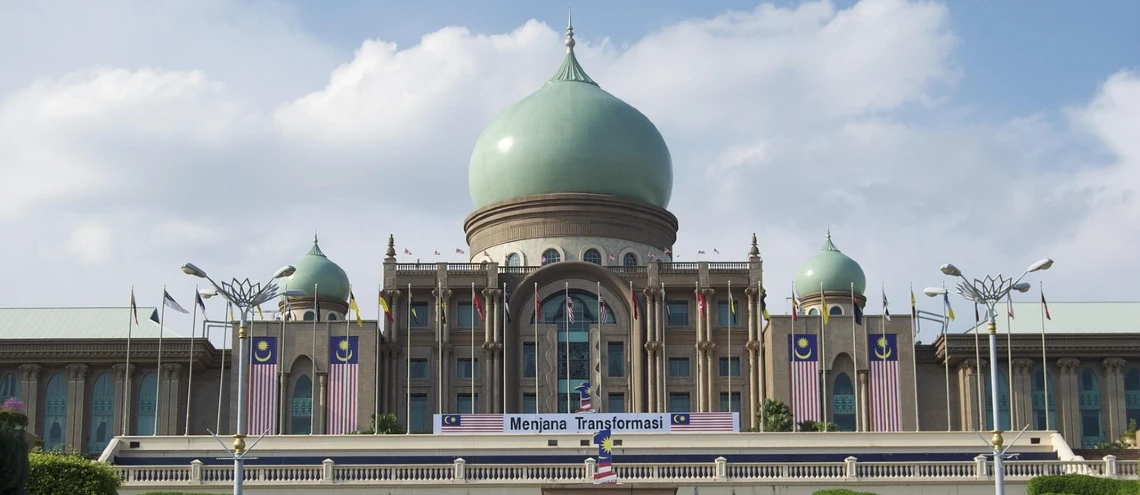 malaysia healthcare system