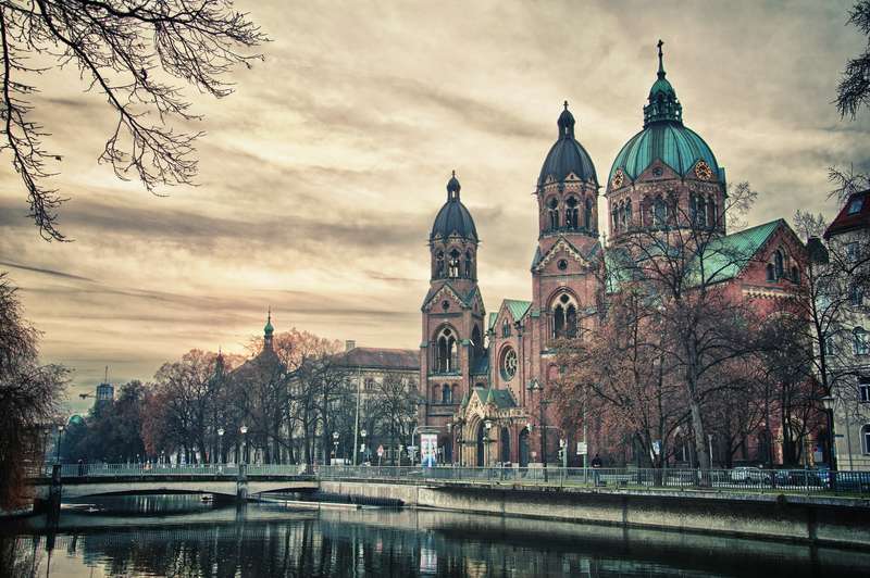 Munich's Temple At Sunset: Captivating European Landmark