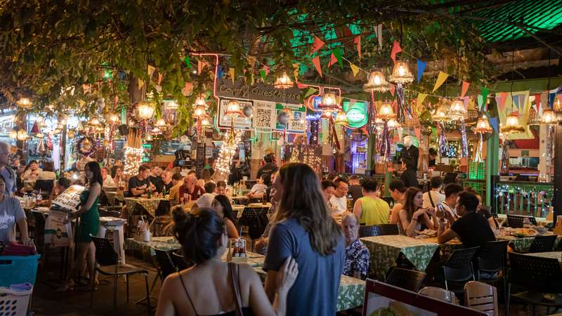 Nighttime Dining, Bangkok: Open-Air Restaurant Scene