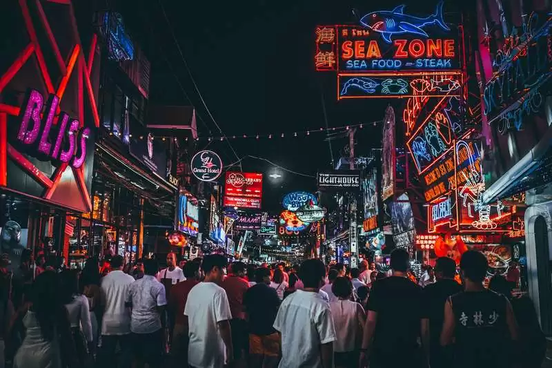 Pattaya City's Street Shops - Vibrant Expat Hub