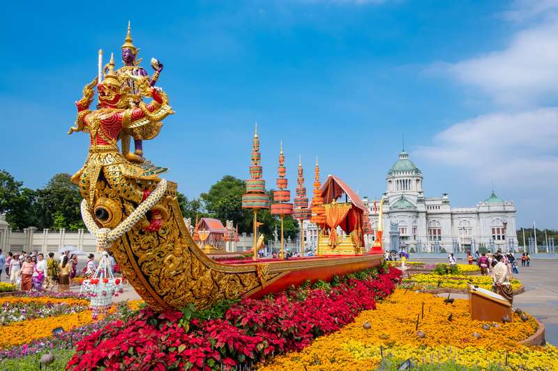 Royal Throne Boat At Palace