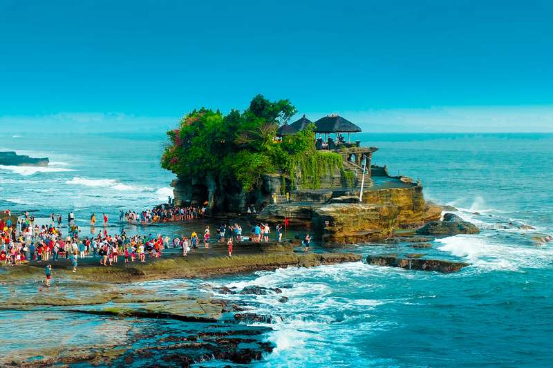 Tanah Lot Temple, Indonesia: Visa On Arrival Guide!