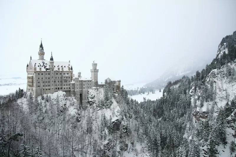 Winter Scene: Neuschwanstein, Germany